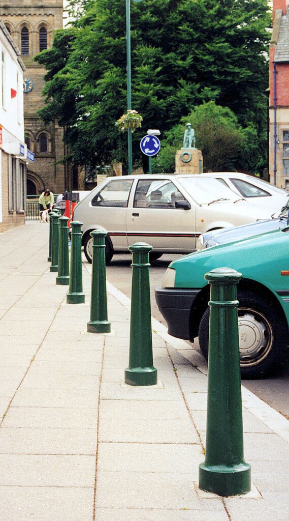 101 – Blackpool Style Bollard